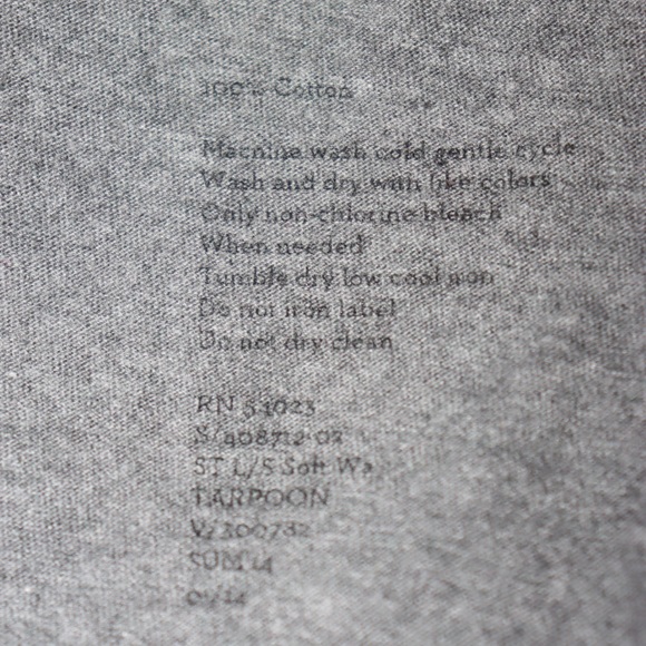 EUC Grey Cotton Banana Republic Long Sleeve Soft-Wash Tee Size L - Picture 6 of 6